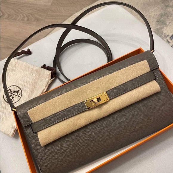 SOLD! Hermes Kelly To Go, Unused. Full set. Gris Meyer Gold Hardware. - Picture 12 of 12